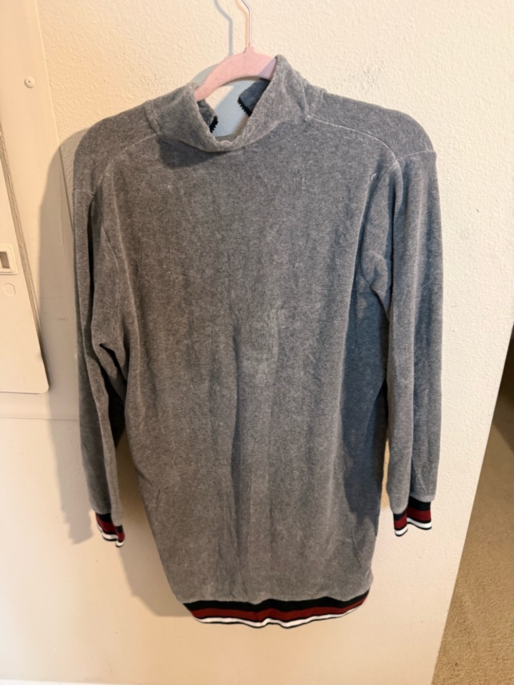 Nike Quarter Zip Pullover Womens M Gray Velour Mock Neck Swoosh Sweatshirt - Picture 4 of 9